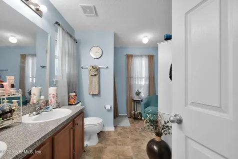 6402 Sarahs View Court Jacksonville FL 32244
