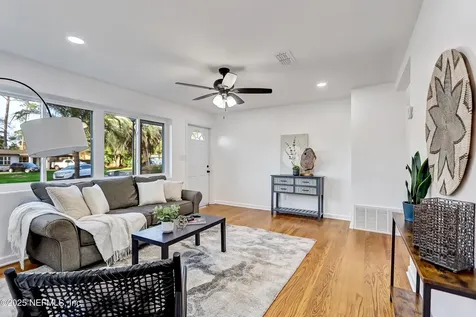 4436 De Kalb Avenue Jacksonville FL 32207