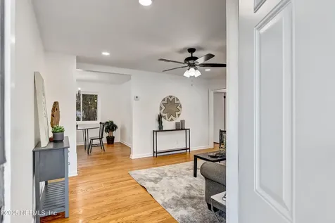 4436 De Kalb Avenue Jacksonville FL 32207