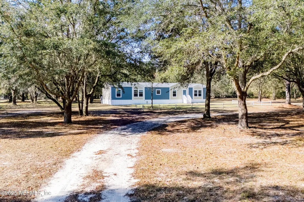 7435 SW 44th Avenue Lake Butler FL 32054