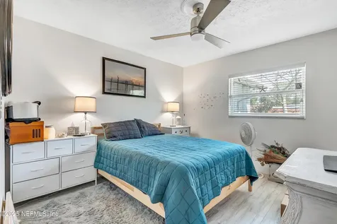 106 Saratoga Circle S Atlantic Beach FL 32233