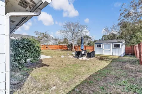 106 Saratoga Circle S Atlantic Beach FL 32233