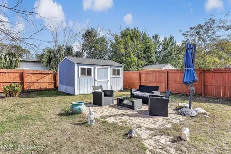 106 Saratoga Circle S Atlantic Beach FL 32233