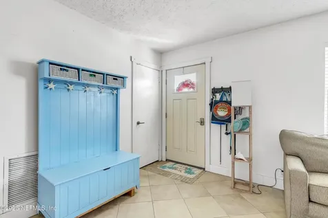 106 Saratoga Circle S Atlantic Beach FL 32233