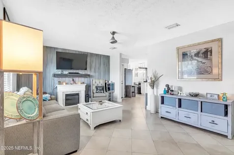 106 Saratoga Circle S Atlantic Beach FL 32233