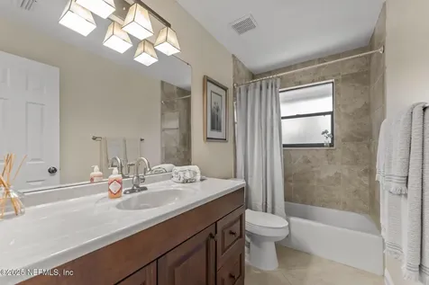 560 Los Palmas Drive Fleming Island FL 32003