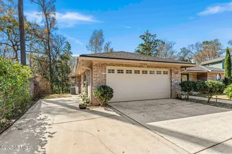 560 Los Palmas Drive Fleming Island FL 32003