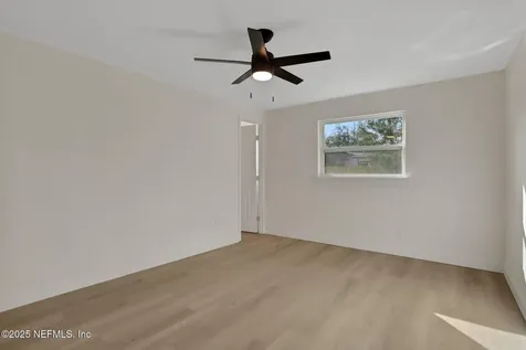8040 Congaree Court N Jacksonville FL 32211