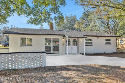 8040 Congaree Court N Jacksonville FL 32211