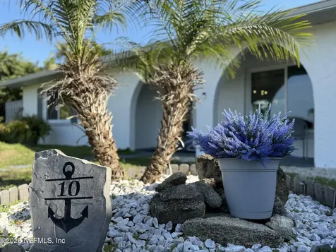 10 Oceanside Drive Palm Coast FL 32137