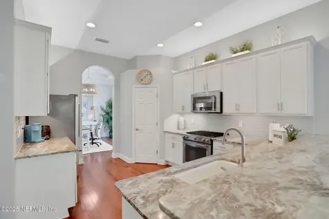 293 Cape May Avenue Ponte Vedra FL 32081