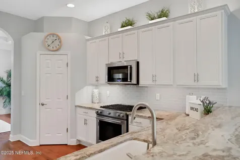 293 Cape May Avenue Ponte Vedra FL 32081