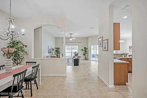 595 Arborwood Drive Jacksonville FL 32218