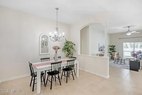 595 Arborwood Drive Jacksonville FL 32218
