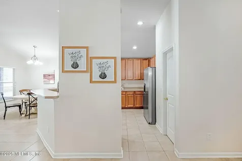 595 Arborwood Drive Jacksonville FL 32218