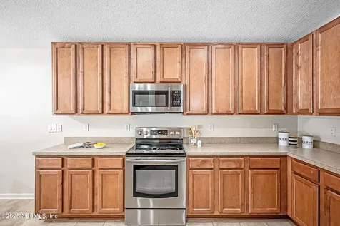 595 Arborwood Drive Jacksonville FL 32218