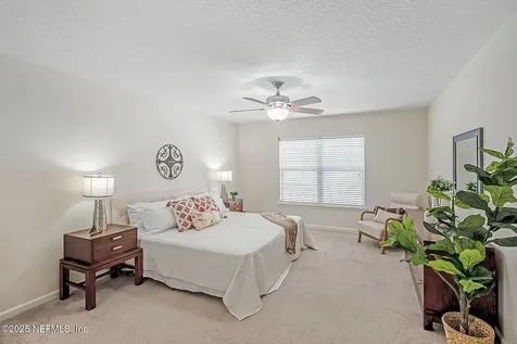 595 Arborwood Drive Jacksonville FL 32218