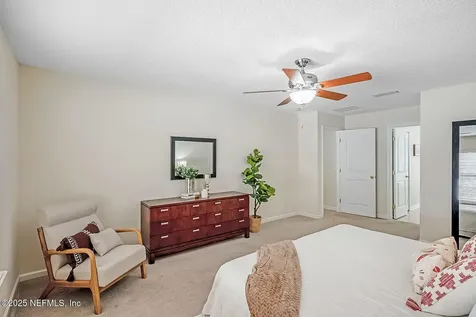 595 Arborwood Drive Jacksonville FL 32218