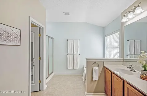 595 Arborwood Drive Jacksonville FL 32218