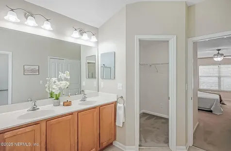 595 Arborwood Drive Jacksonville FL 32218