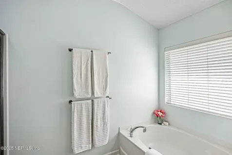 595 Arborwood Drive Jacksonville FL 32218