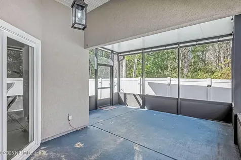 595 Arborwood Drive Jacksonville FL 32218