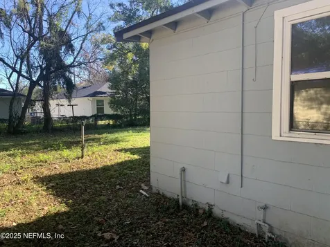 1751 Clyde Street Jacksonville FL 32208