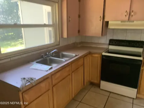 1751 Clyde Street Jacksonville FL 32208