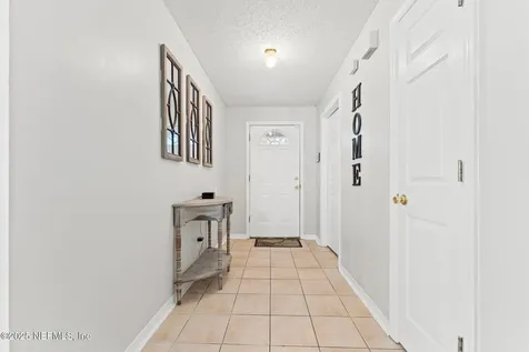 7629 Lueders Avenue Jacksonville FL 32208