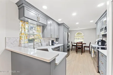 7629 Lueders Avenue Jacksonville FL 32208