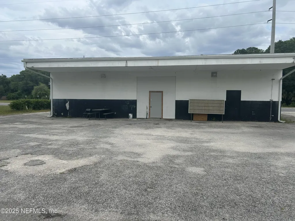 1605 N Temple Avenue Starke FL 32091
