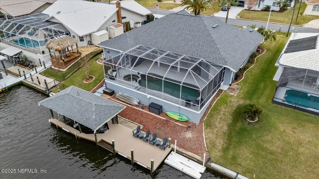 20 Cloverdale Court N Palm Coast FL 32137