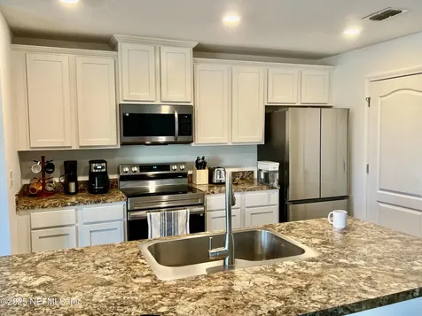 3635 Alta Lakes Boulevard Jacksonville FL 32226