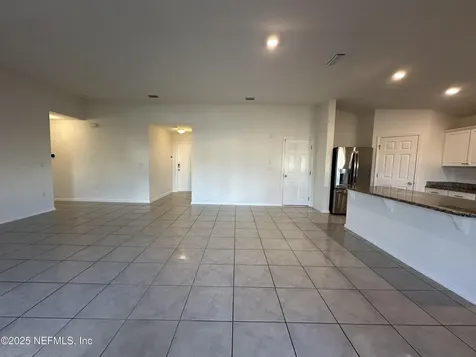 12549 Lake Taylor Lane Jacksonville FL 32218