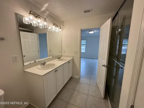 12549 Lake Taylor Lane Jacksonville FL 32218