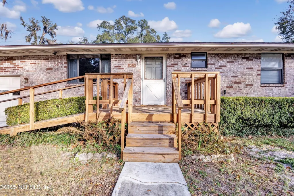 1019 Haynes Court Green Cove Springs FL 32043