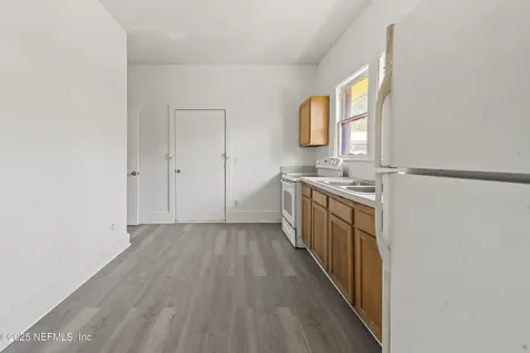 137 W 18th Street Jacksonville FL 32206