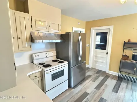 2136 Bayview Road Jacksonville FL 32210