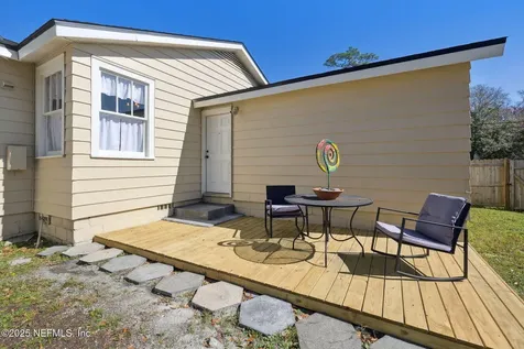 2136 Bayview Road Jacksonville FL 32210