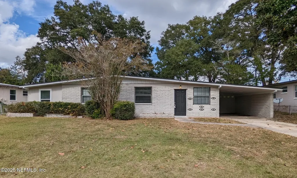 6637 Shady Oak Drive Jacksonville FL 32277