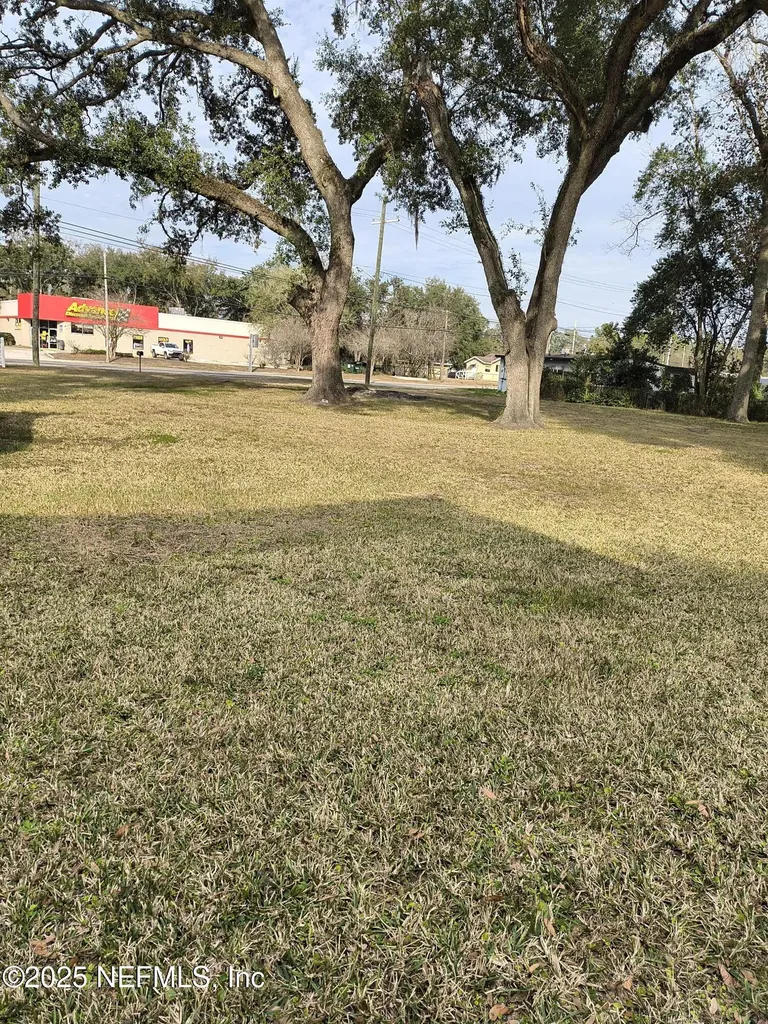 3906 Emerson Street Jacksonville FL 32207