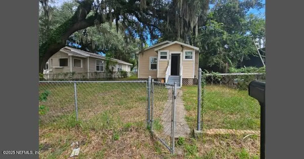 365 Broward Street Jacksonville FL 32204