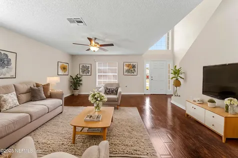 1687 Jayhawk Lane E Jacksonville FL 32221