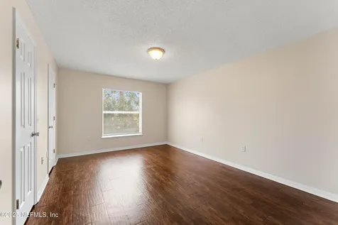 1687 Jayhawk Lane E Jacksonville FL 32221