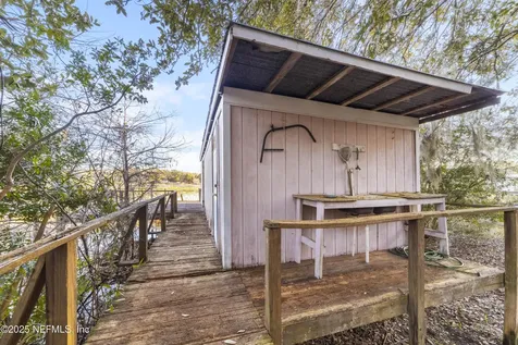 818 Lake Shore Terrace Interlachen FL 32148