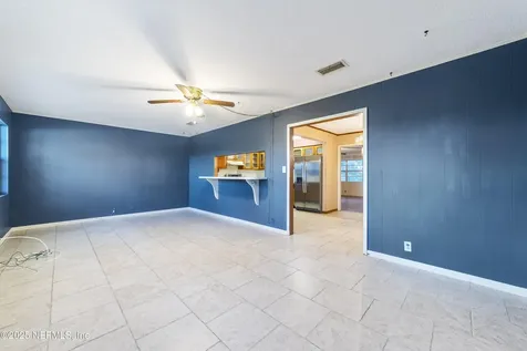 818 Lake Shore Terrace Interlachen FL 32148