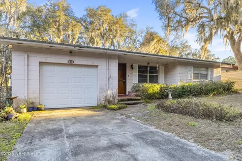 818 Lake Shore Terrace Interlachen FL 32148