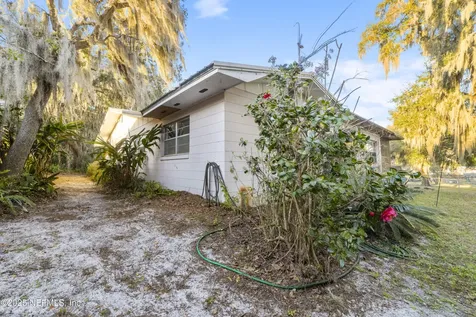 818 Lake Shore Terrace Interlachen FL 32148