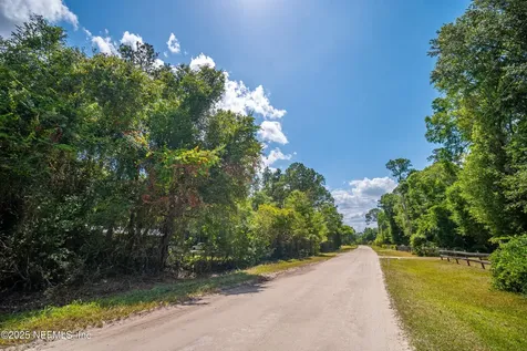 9406 SW 137th Street Starke FL 32091