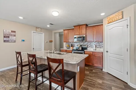 9104 Tahoe Lane Jacksonville FL 32222